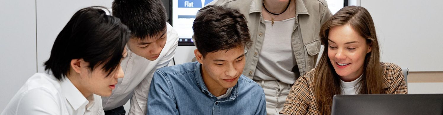 four-people-discussing